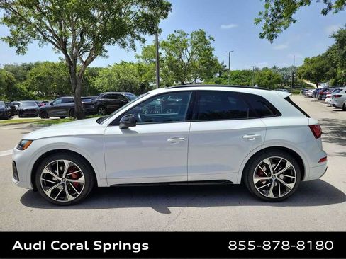 Used 2023 Audi SQ5 Premium Plus w/ Premium Plus Package AWD/4WD image 3