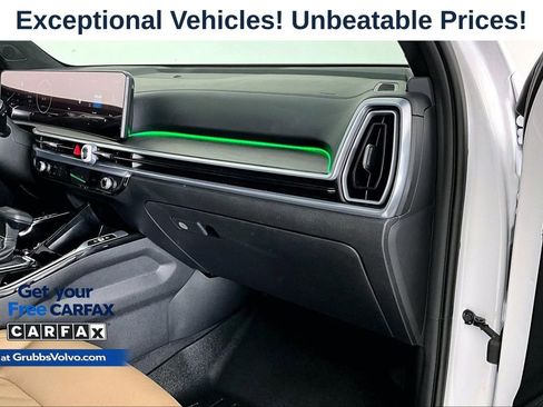 Used 2025 Kia Sorento SX Prestige w/ Olive Brown Leather Package AWD/4WD image 20
