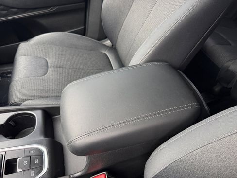 Used 2019 Hyundai Santa Fe SEL image 14