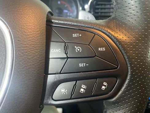 Used 2025 Dodge Durango R/T AWD/4WD image 12