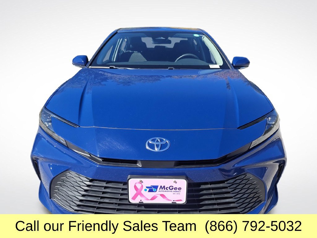 Certified 2025 Toyota Camry LE FWD image 9