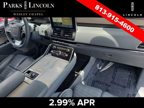 Certified 2020 Lincoln Navigator L Black Label w/ Cargo Convenience Package AWD/4WD image 10