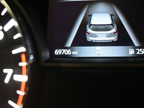 Used 2020 Nissan Pathfinder S image 17