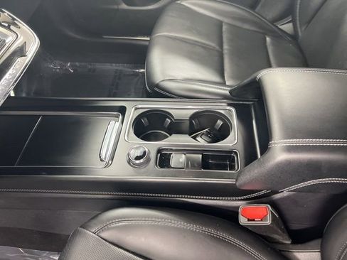 Used 2023 Lincoln Corsair AWD w/ Equipment Group 101A image 15