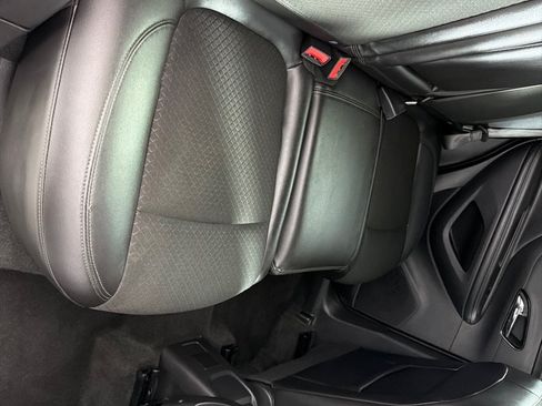 Used 2021 Buick Encore Preferred AWD/4WD image 22