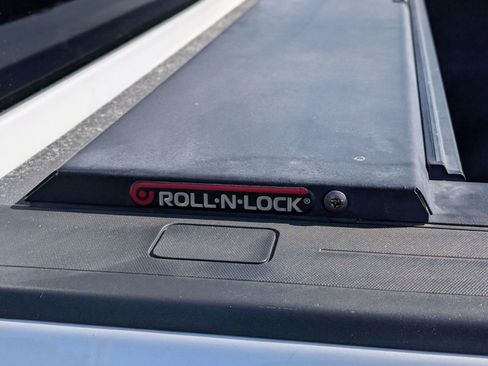 Used 2017 Chevrolet Silverado 1500 LT w/ All Star Edition image 9