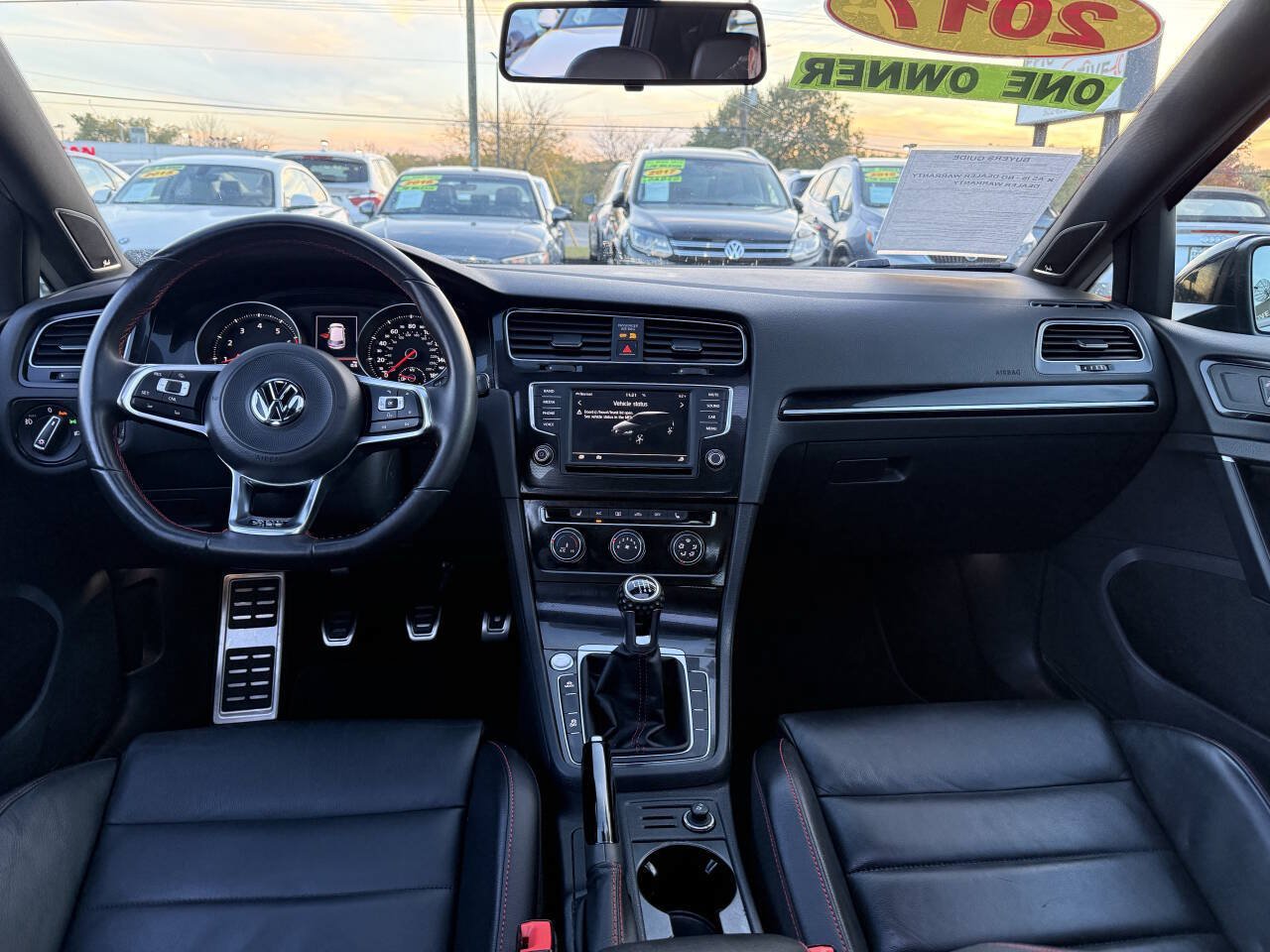 Used 2017 Volkswagen GTI SE FWD image 20