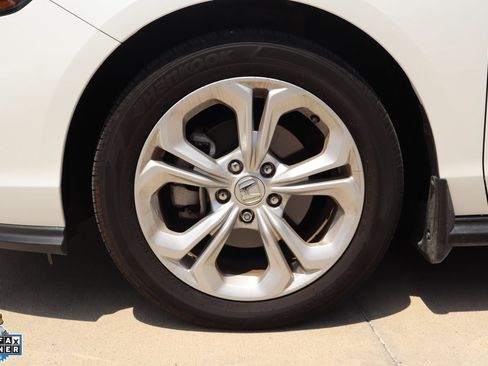 Used 2024 Honda Accord LX image 10