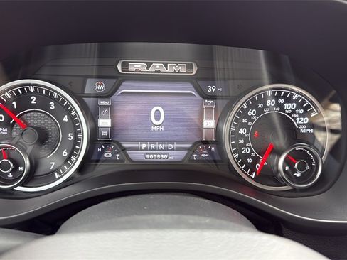 Used 2019 RAM 1500 Big Horn image 26