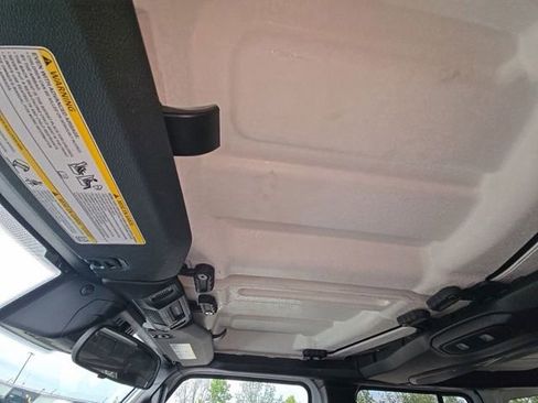 Used 2025 Jeep Wrangler Unlimited Sport S 4xe AWD/4WD image 11