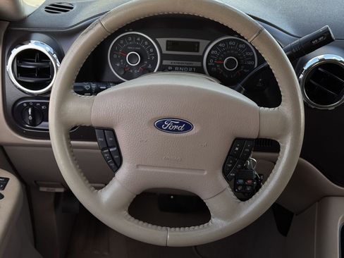 Used 2006 Ford Expedition Eddie Bauer image 13