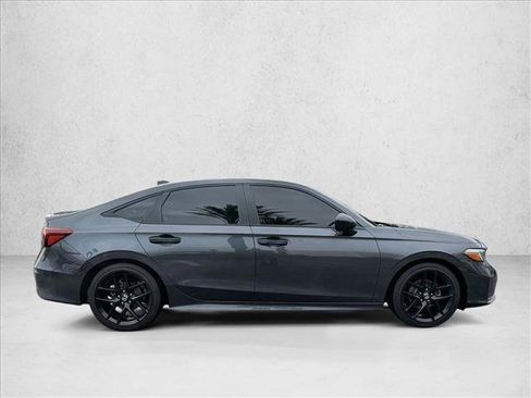 Used 2025 Honda Civic Sport image 4