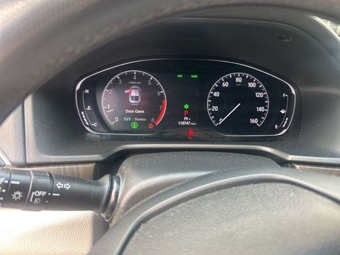 Used 2018 Honda Accord EX-L image 2