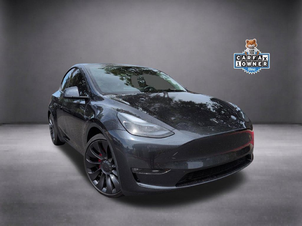 Used 2024 Tesla Model Y Performance AWD/4WD image 2