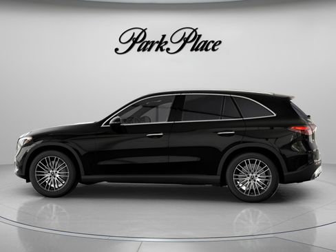 Used 2026 Mercedes-Benz GLC 300 image 8