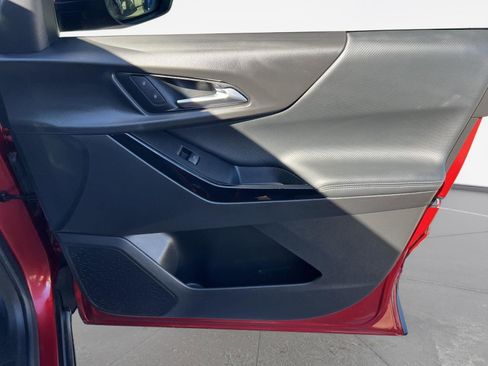 Used 2025 Chevrolet Equinox LT image 24