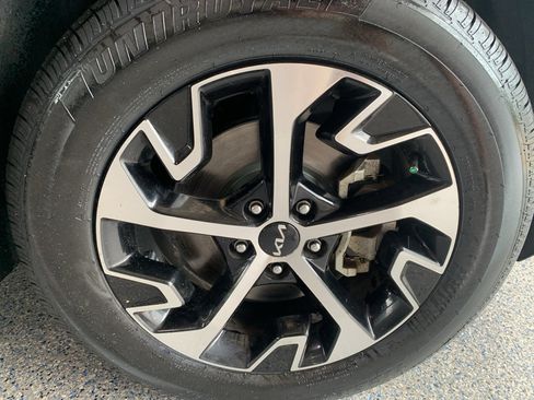 Used 2023 Kia Sportage EX FWD image 36