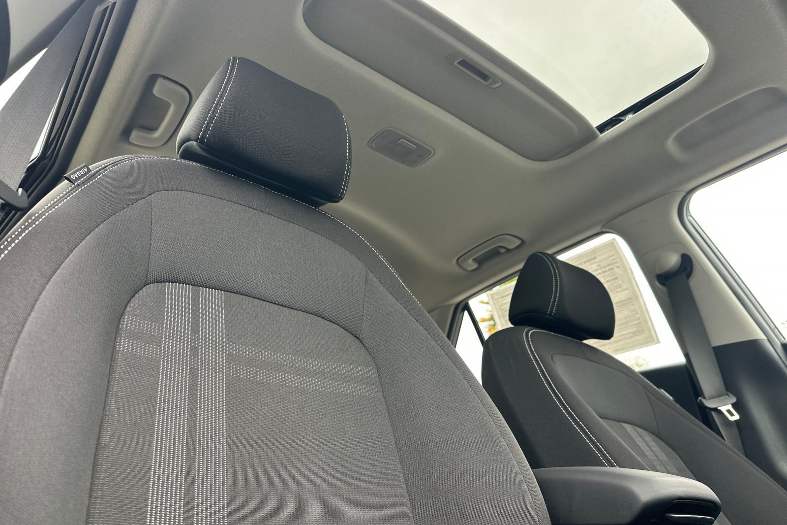 Certified 2026 Hyundai Venue SEL FWD image 19