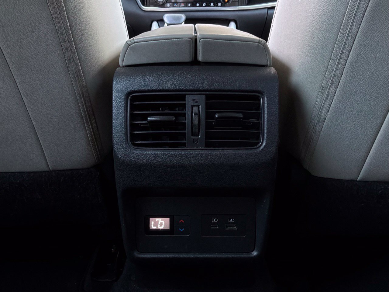 Used 2023 Nissan Rogue SL w/ SL Premium Package FWD image 14