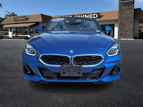 Used 2025 BMW Z4 sDrive30i image 2
