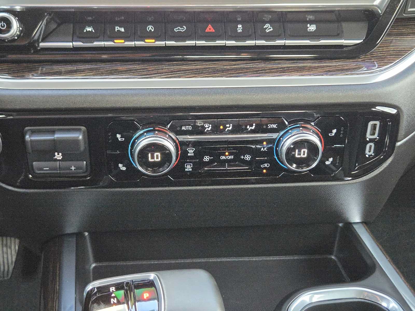 Certified 2025 GMC Sierra 1500 Elevation w/ Elevation Premium Package AWD/4WD image 20