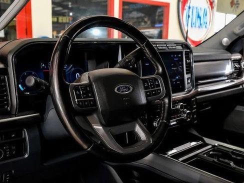 Used 2024 Ford F350 Lariat w/ Lariat Ultimate Package AWD/4WD image 16
