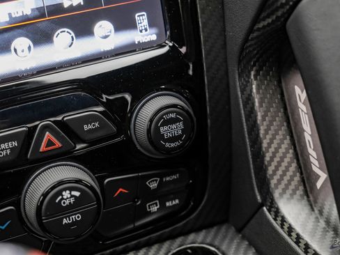 Used 2017 Dodge Viper ACR w/ Extreme Aero Package RWD image 82