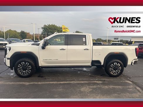 New 2025 GMC Sierra 3500 Denali Ultimate image 6