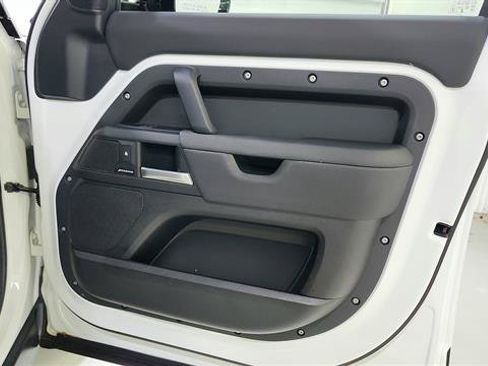 Used 2025 Land Rover Defender 110 S AWD/4WD image 26