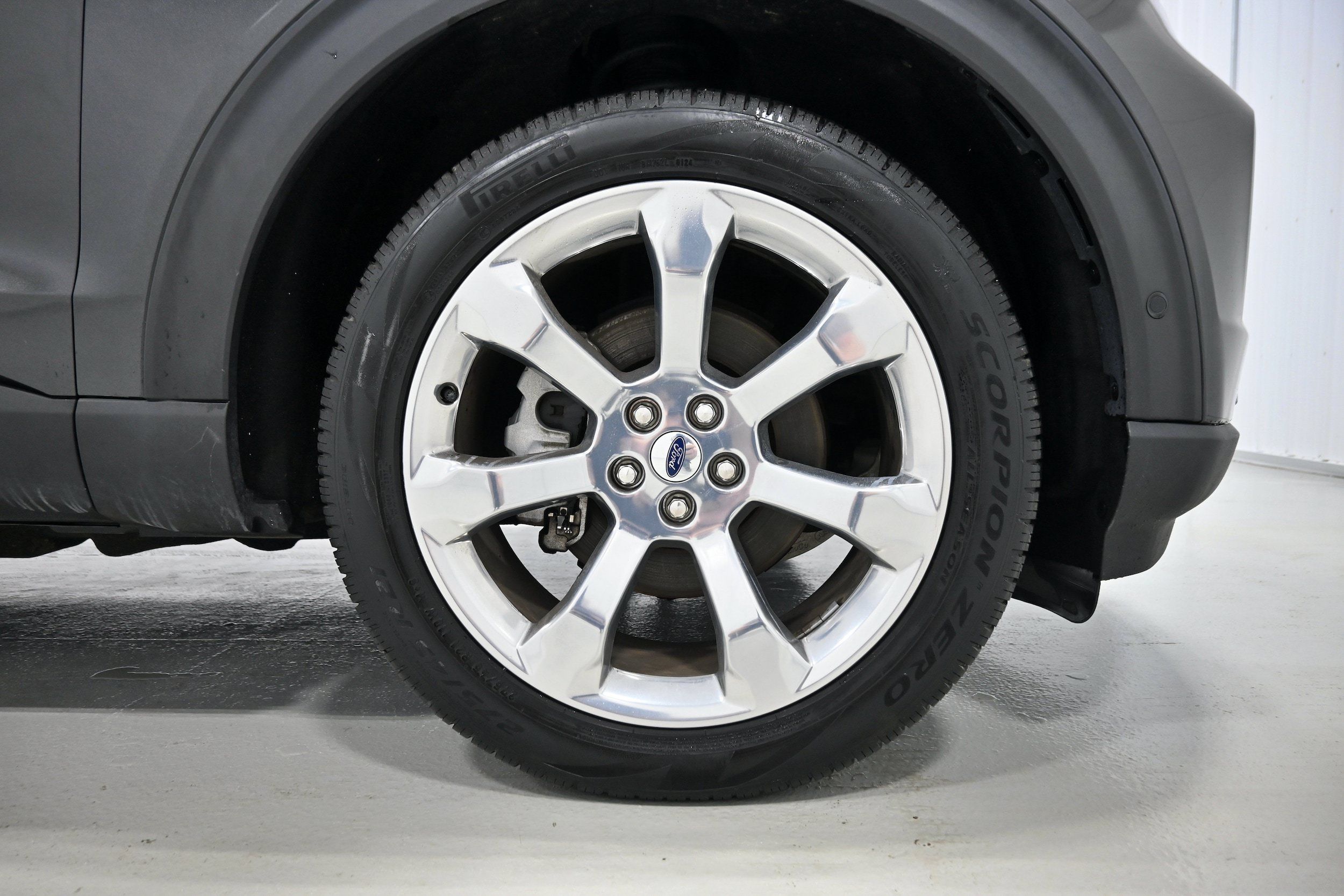 Used 2020 Ford Explorer Platinum w/ Premium Technology Package AWD/4WD image 40