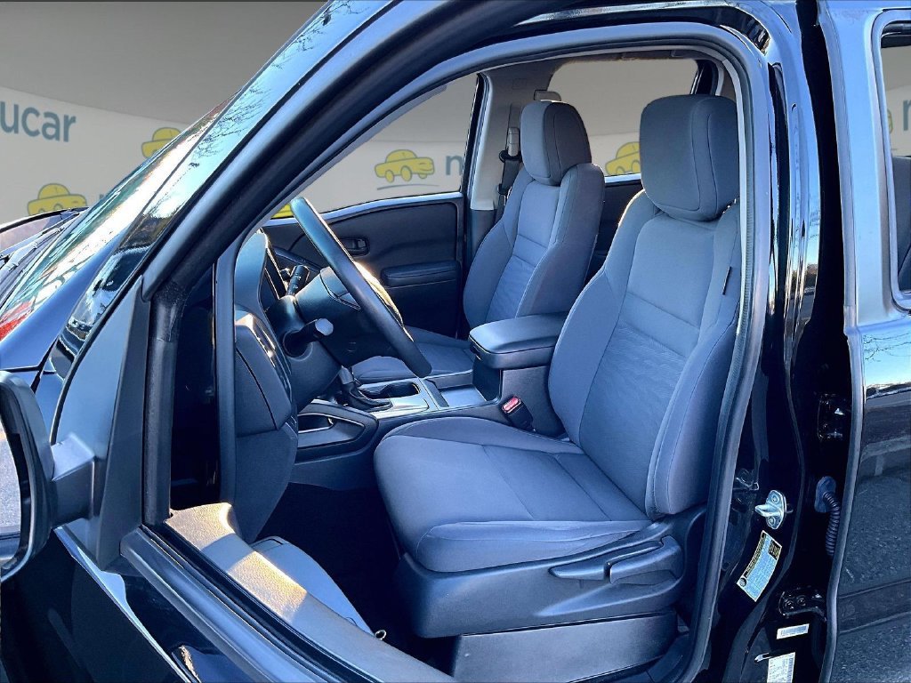 Used 2023 Nissan Frontier S AWD/4WD image 10