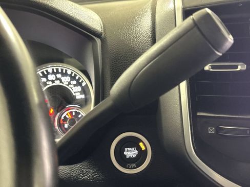 Used 2024 RAM 3500 Big Horn AWD/4WD image 17