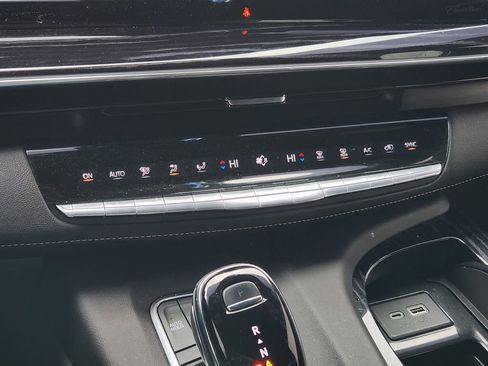 Used 2022 Cadillac Escalade Sport w/ Touring Package image 25