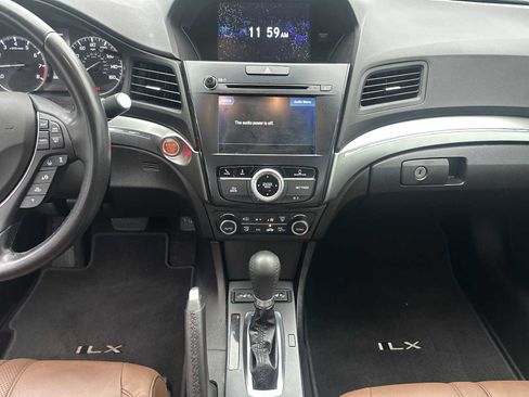 Used 2021 Acura ILX w/ Premium Package image 10