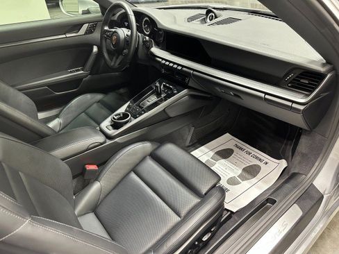 Used 2020 Porsche 911 Carrera S RWD image 26
