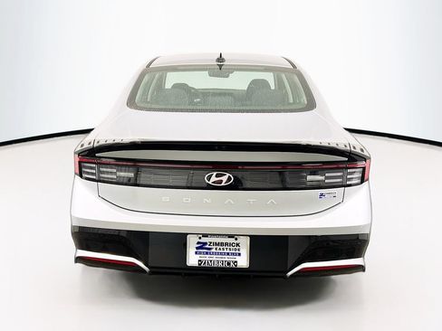 Certified 2026 Hyundai Sonata SEL FWD image 6