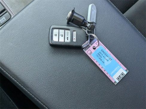 Used 2019 Honda Accord LX image 31