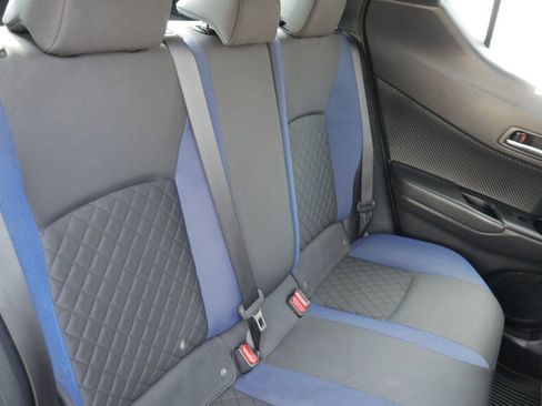 Used 2021 Toyota C-HR XLE image 25