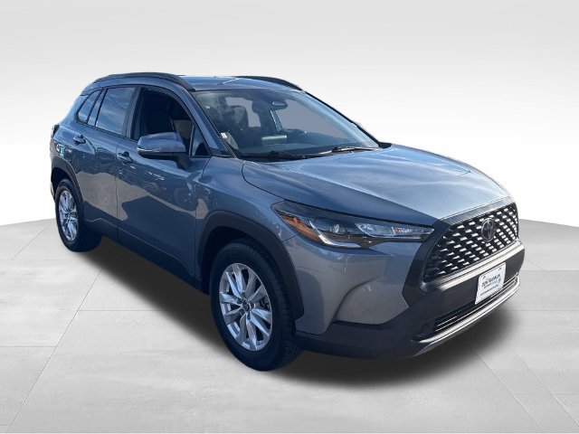 Used 2023 Toyota Corolla Cross LE FWD image 7