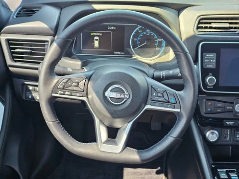 Certified 2024 Nissan Leaf SV Plus FWD image 25