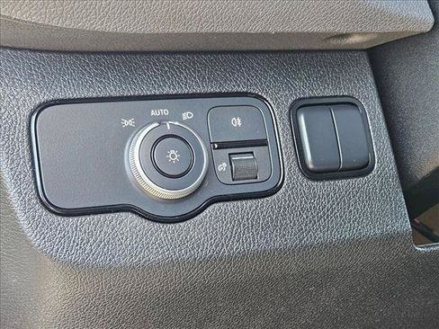 Used 2023 Mercedes-Benz Sprinter 2500 image 12