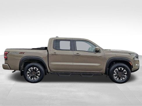 Used 2022 Nissan Frontier PRO-4X image 10