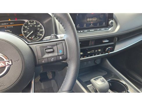 Used 2023 Nissan Rogue SV w/ SV Premium Package FWD image 27