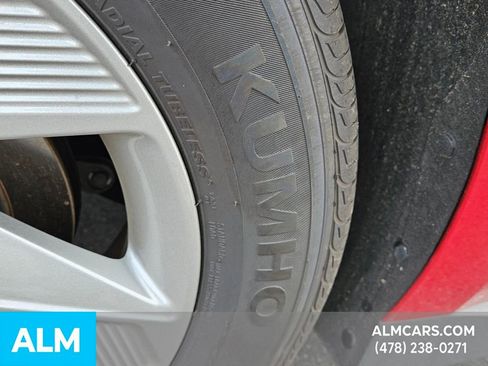 Certified 2025 Hyundai Sonata SE image 13