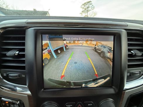 Used 2017 RAM 1500 Laramie w/ Convenience Group AWD/4WD image 33