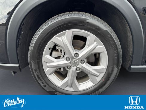 Certified 2023 Honda HR-V LX image 9