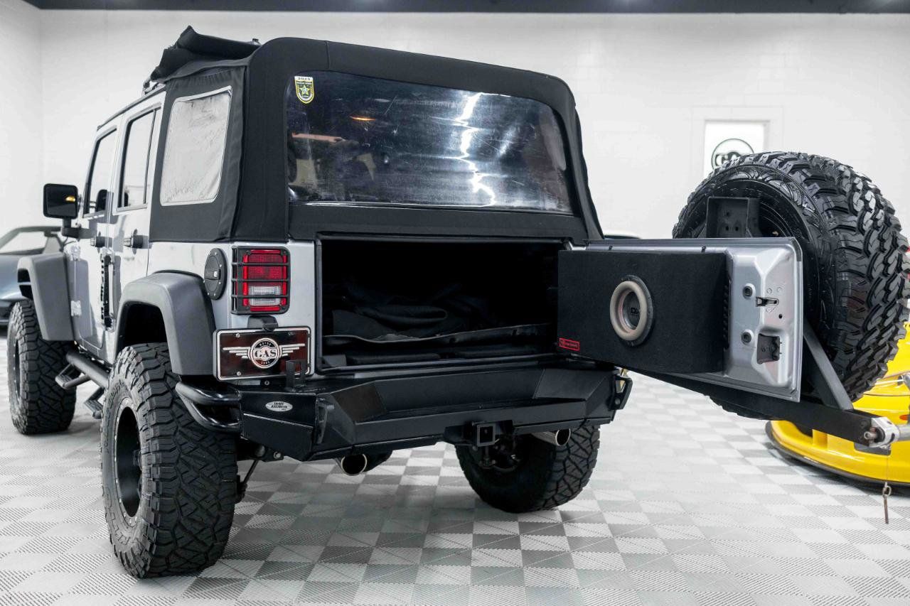 Used 2015 Jeep Wrangler Unlimited Sport w/ Quick Order Package 23S AWD/4WD image 95