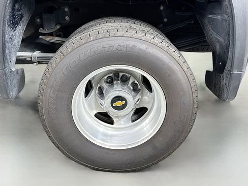 Used 2022 Chevrolet Silverado 3500 High Country image 36