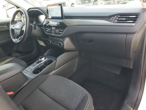 Used 2023 Ford Escape Active image 18