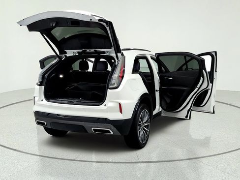 Certified 2024 Cadillac XT4 Sport AWD/4WD image 12